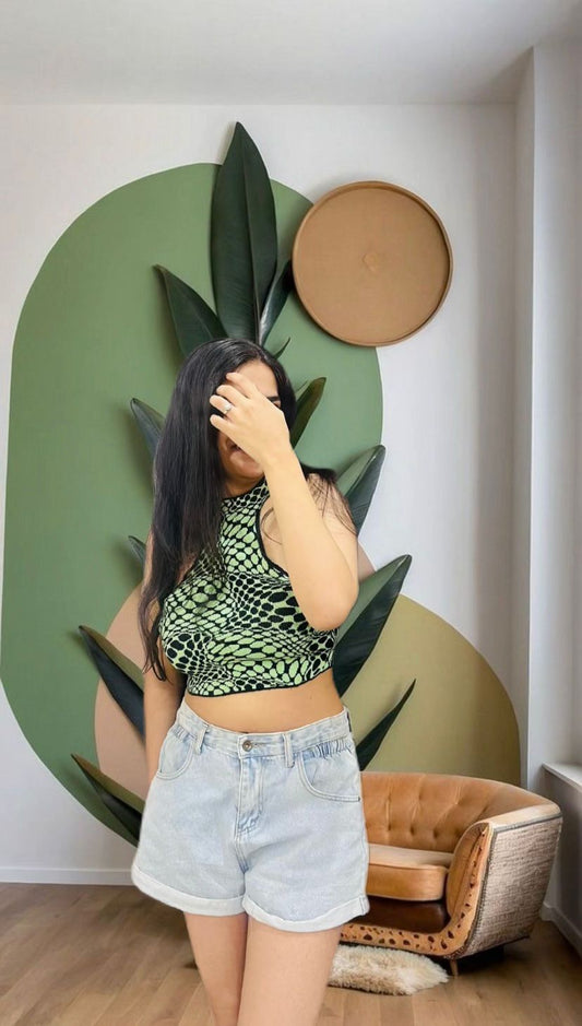 DAZZIE BACKLESS CROP TOP